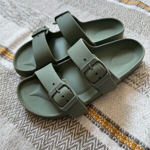 Cat & Jack Kids Green Sandals
